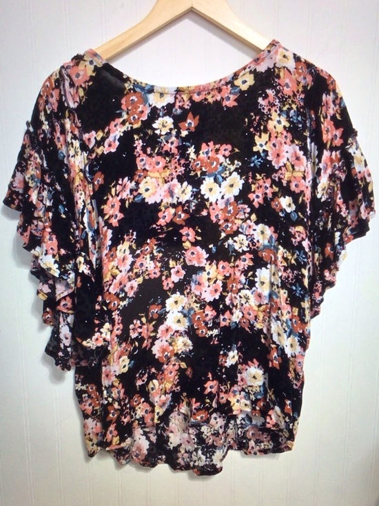 Maurices Tops - Maurices Black Floral Ruffle-Sleeve Blouse with Pink and Cream Flowers